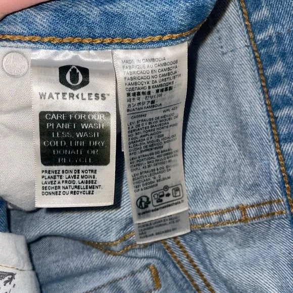 Levi's Women’s 501 Light Blue Distressed Jeans 27x30 - Picture 5 of 6